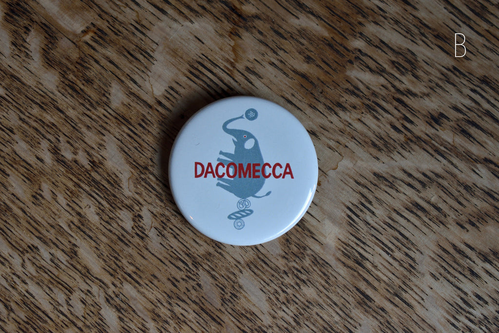 DACOMECCA オリジナル缶バッチ